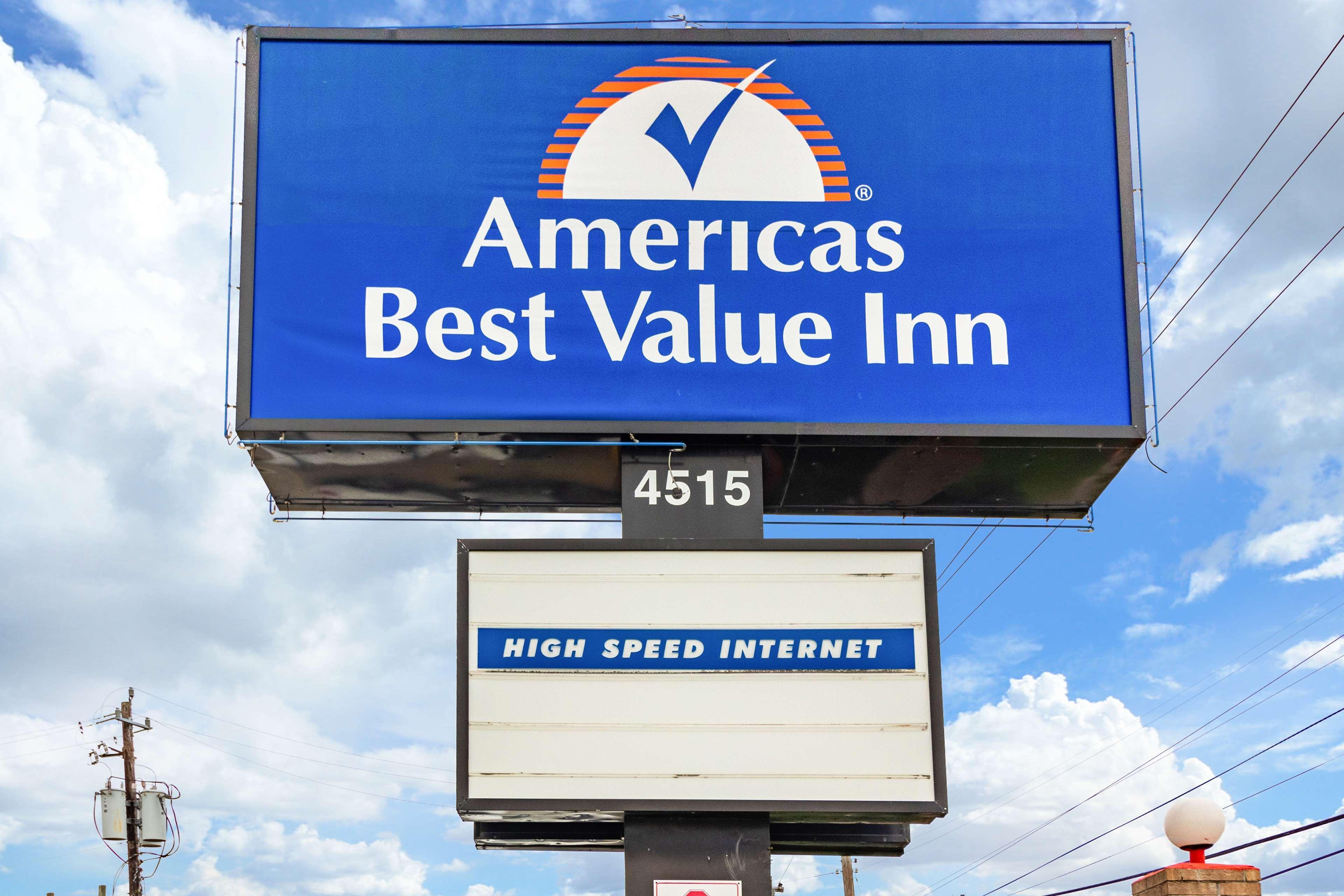 Hotel Dan Inn Uberaba & Convencoes By Nacional Inn エクステリア 写真