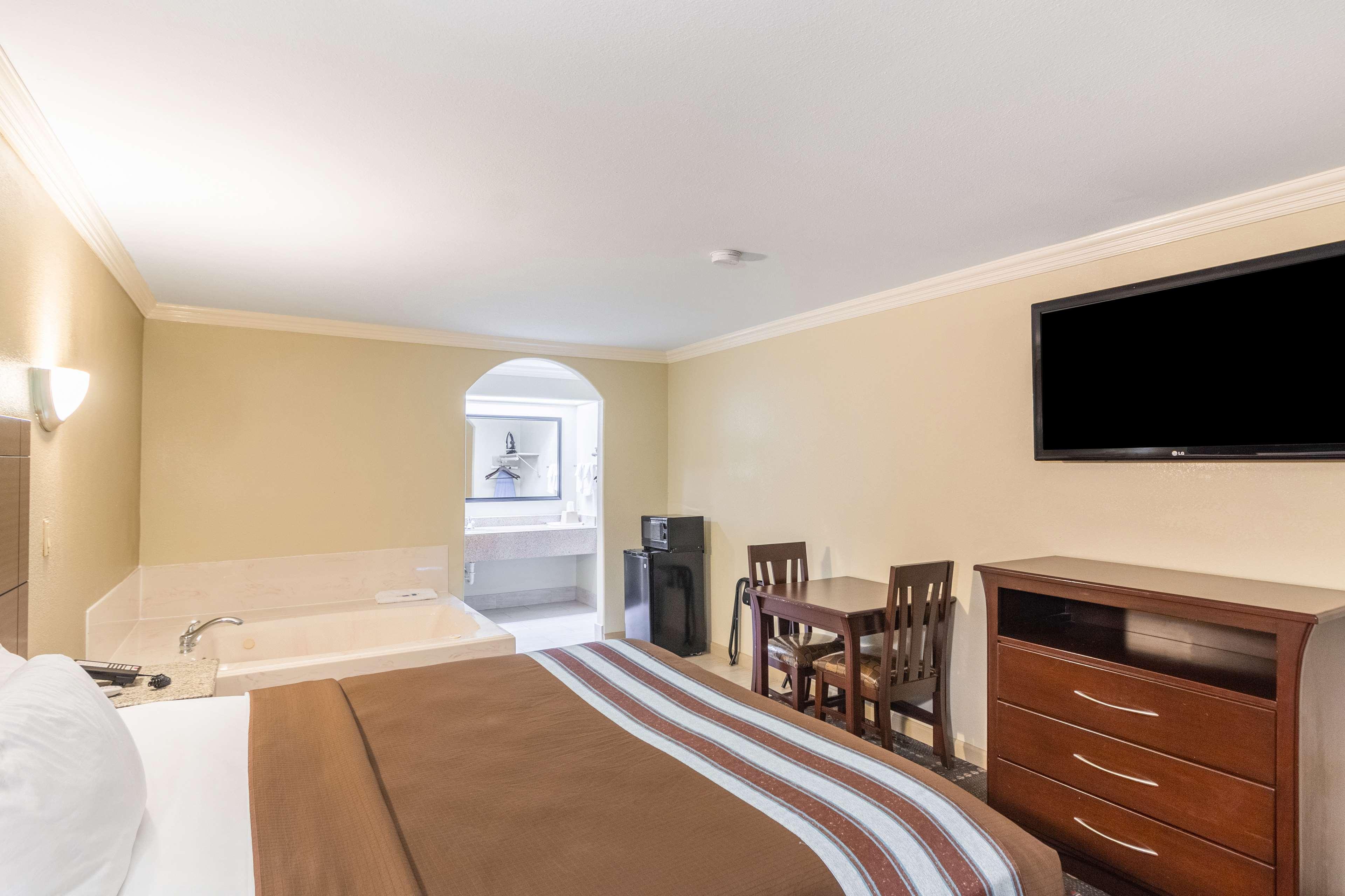 Hotel Dan Inn Uberaba & Convencoes By Nacional Inn エクステリア 写真