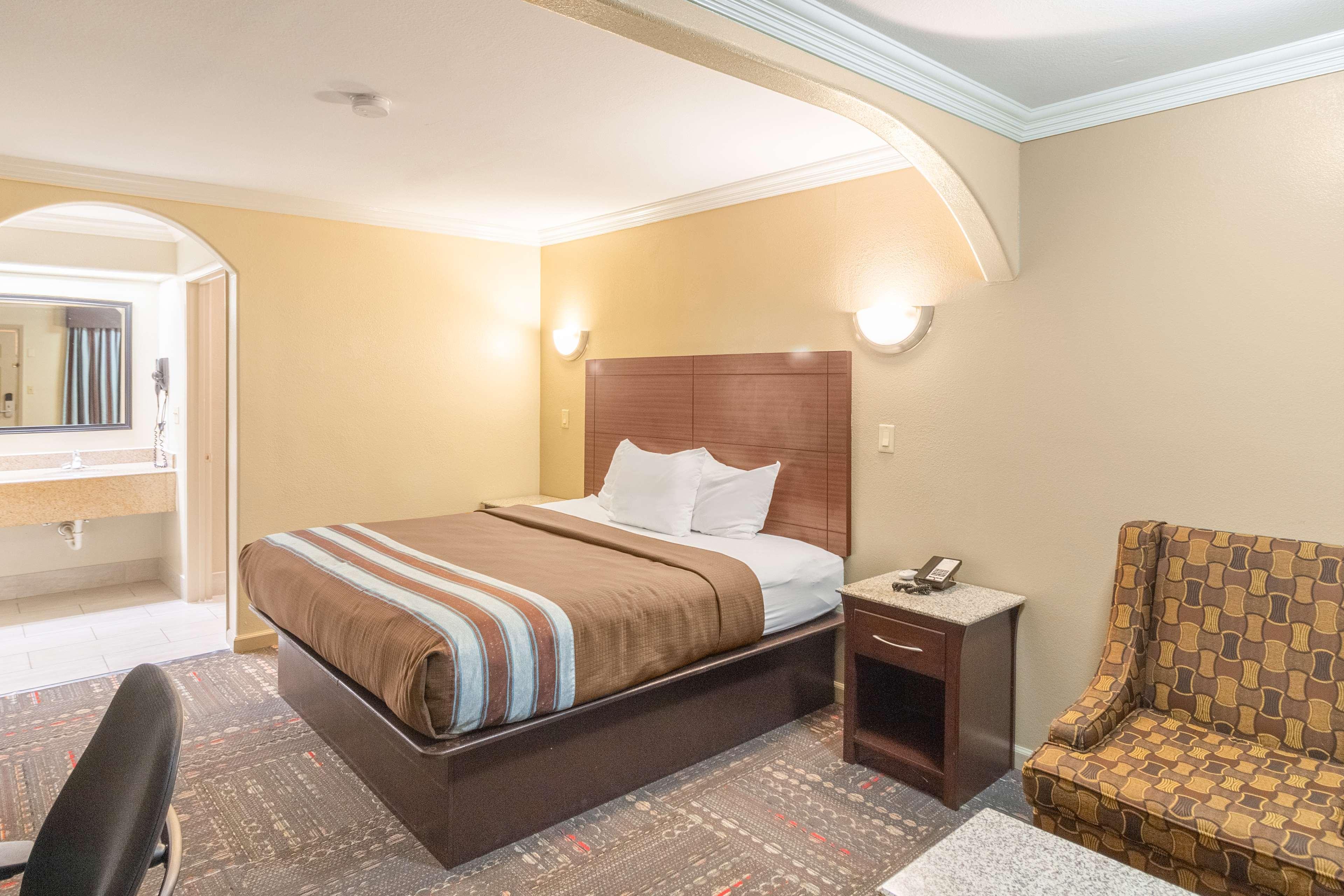Hotel Dan Inn Uberaba & Convencoes By Nacional Inn エクステリア 写真