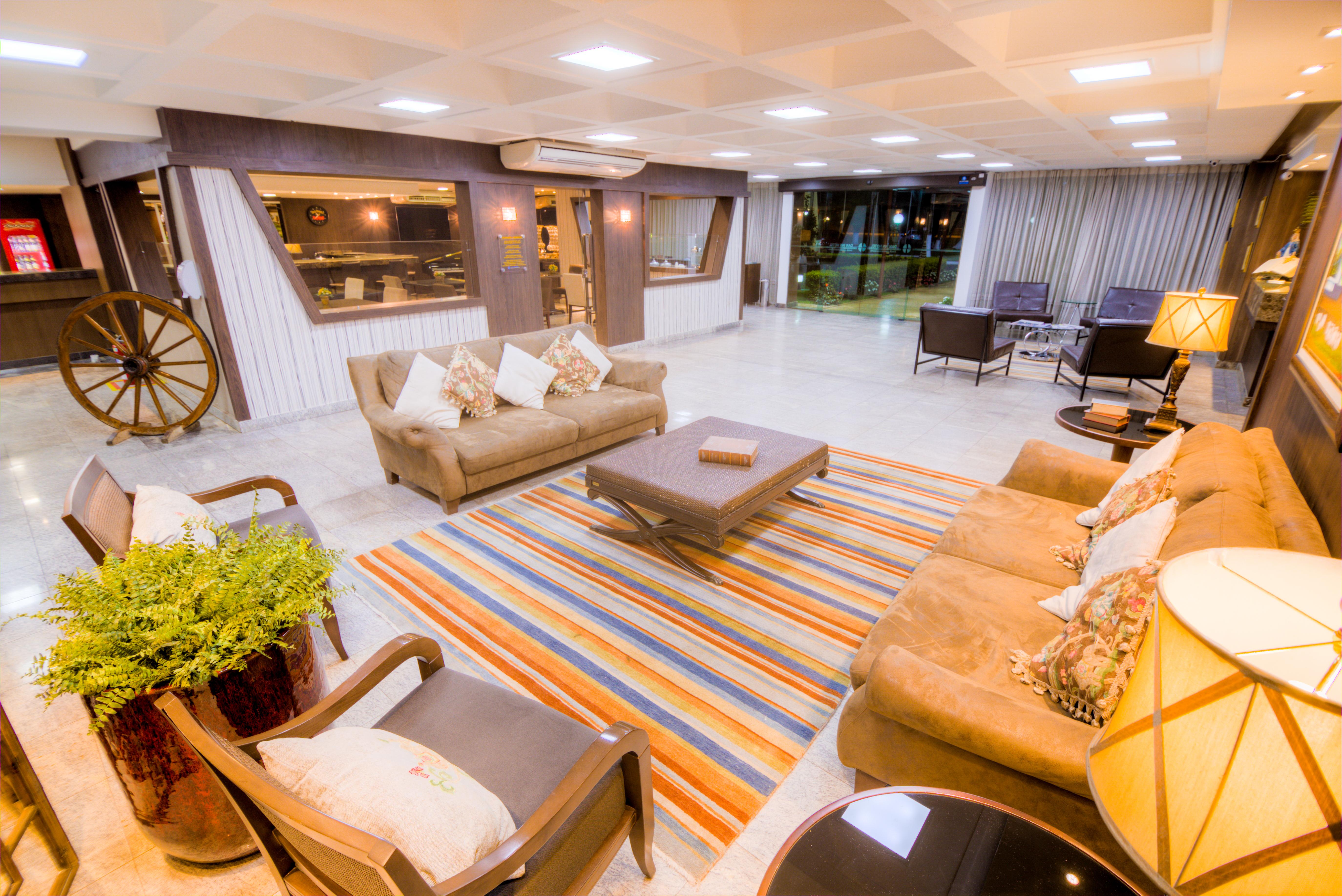 Hotel Dan Inn Uberaba & Convencoes By Nacional Inn エクステリア 写真