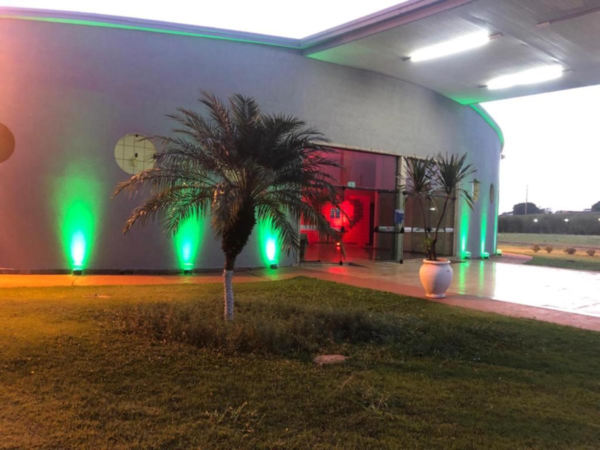 Hotel Dan Inn Uberaba & Convencoes By Nacional Inn エクステリア 写真