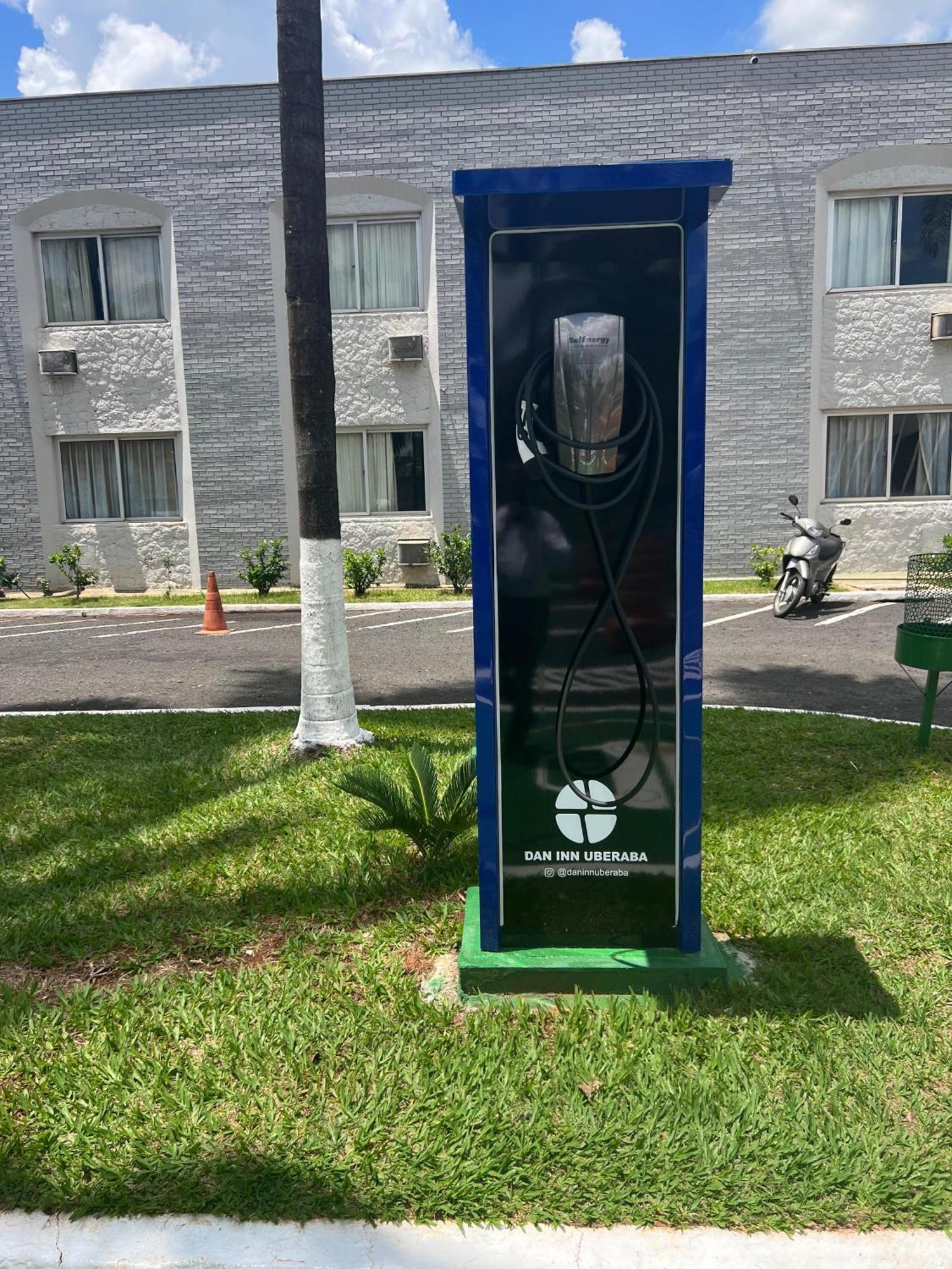 Hotel Dan Inn Uberaba & Convencoes By Nacional Inn エクステリア 写真