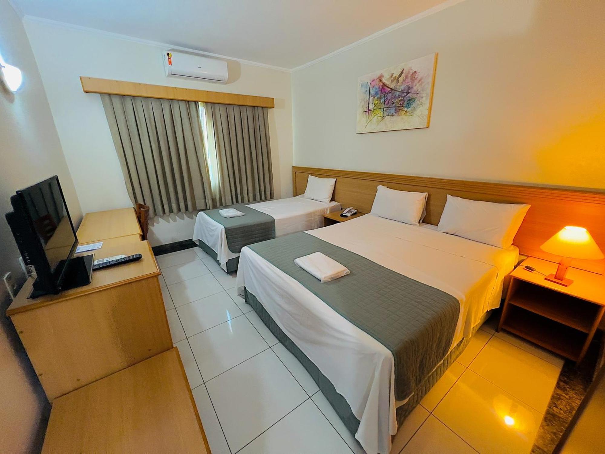 Hotel Dan Inn Uberaba & Convencoes By Nacional Inn エクステリア 写真